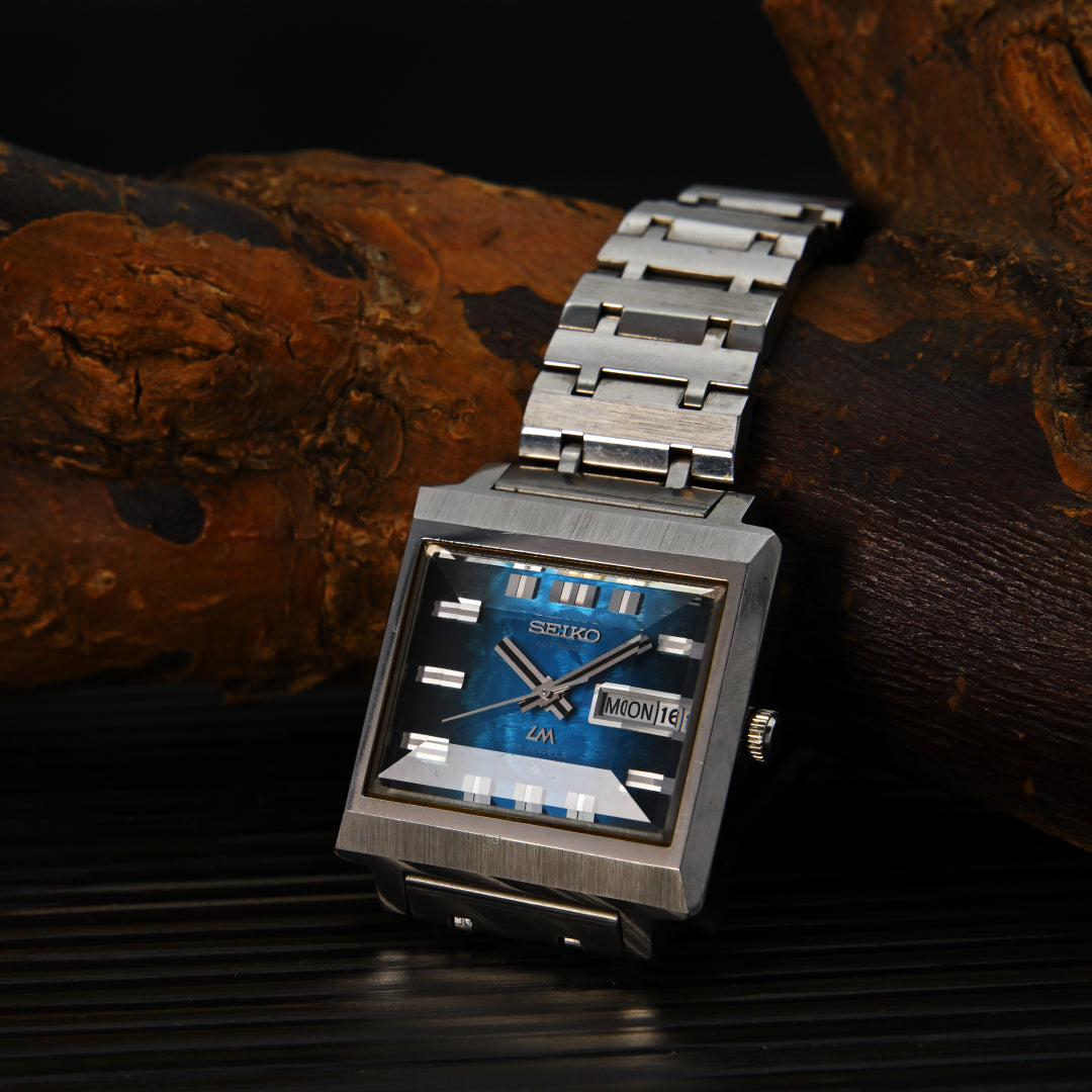 セイコー LM ロードマチック 角型5面カットガラス ブルーグラデーションダイヤル 純正ブレス Seiko LM Roadmatic Square 5-sided cut glass
