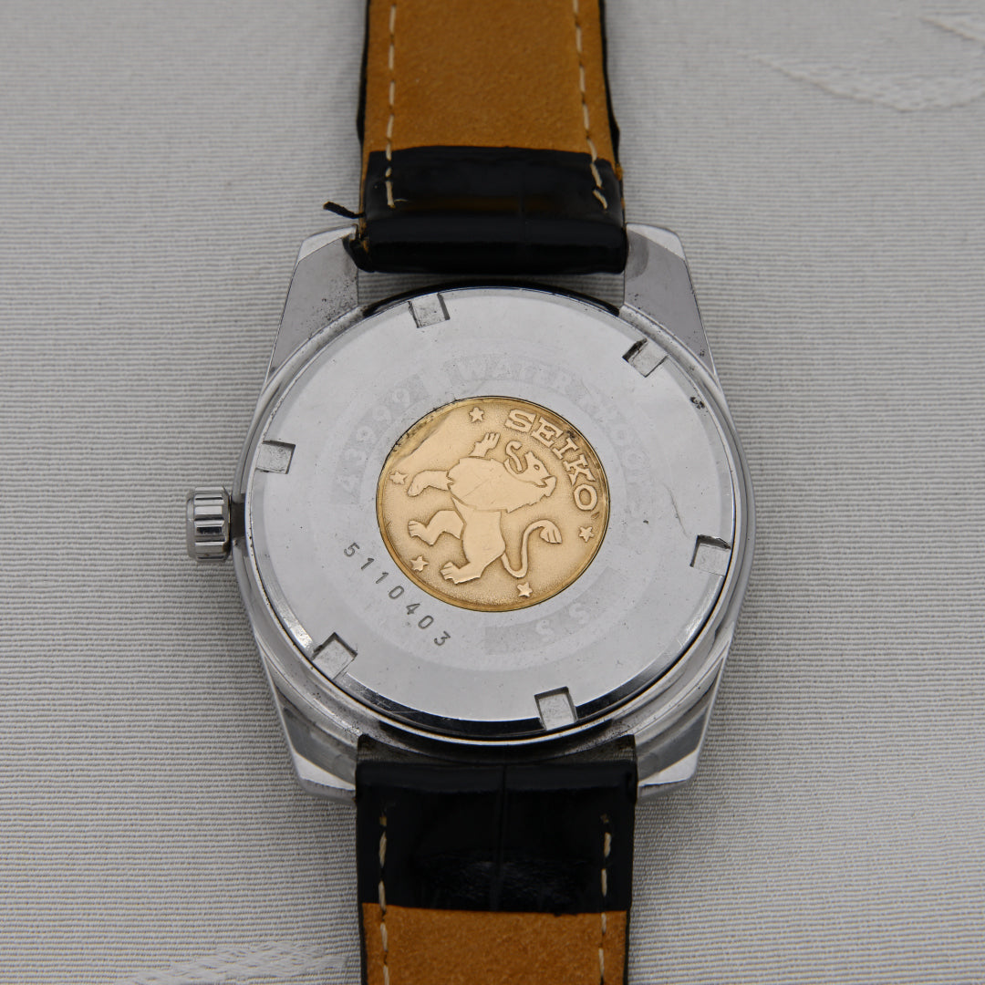 グランドセイコー セカンド前期 57GSセルフデーター 獅子メダル Ref.43999手巻き                 Grand Seiko Second Early 57GS Self-Date Lion Medal Ref.43999 Manual Winding