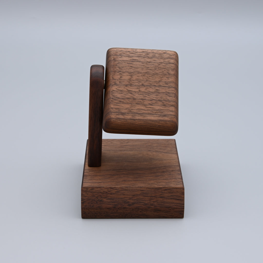 工房ペッカー 腕時計用ディスプレイ シングルタイプ 天然木 ナラ ウォールナット Kobo Pecker Watch Display Single Type Natural Wood Oak Walnut
