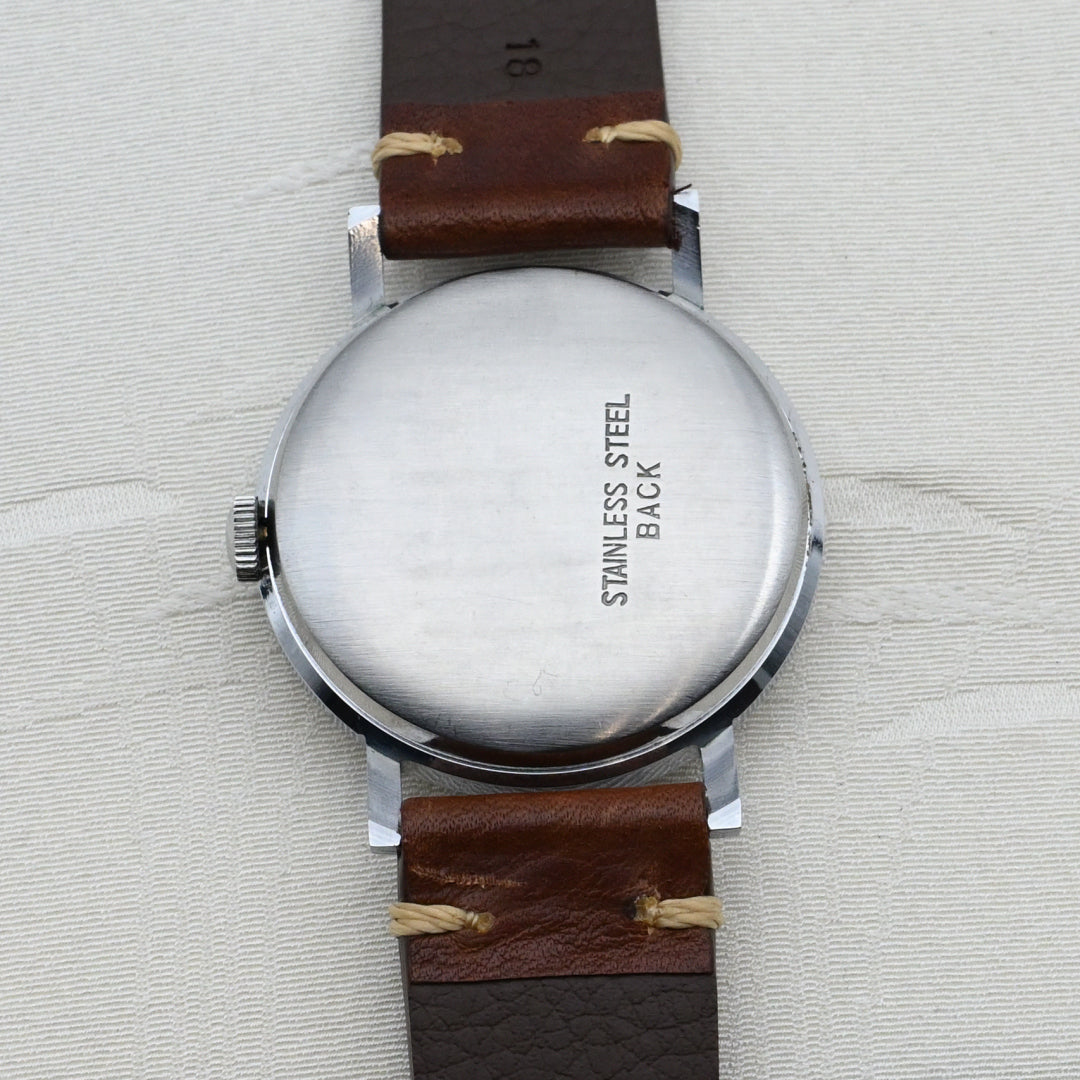 セイコー スーパー 赤機械 手巻き アイボリー文字盤 ゴールドインデックス Seiko Super Hand-wound Ivory dial Gold index