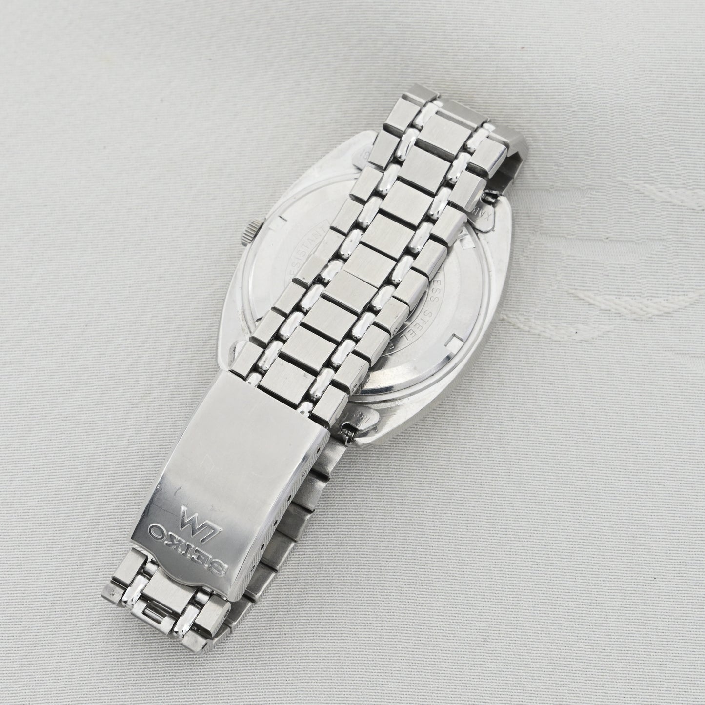 セイコーロードマチック9面カットガラスブルーダイヤル Seiko Loadmatic 9-faceted glass blue dial