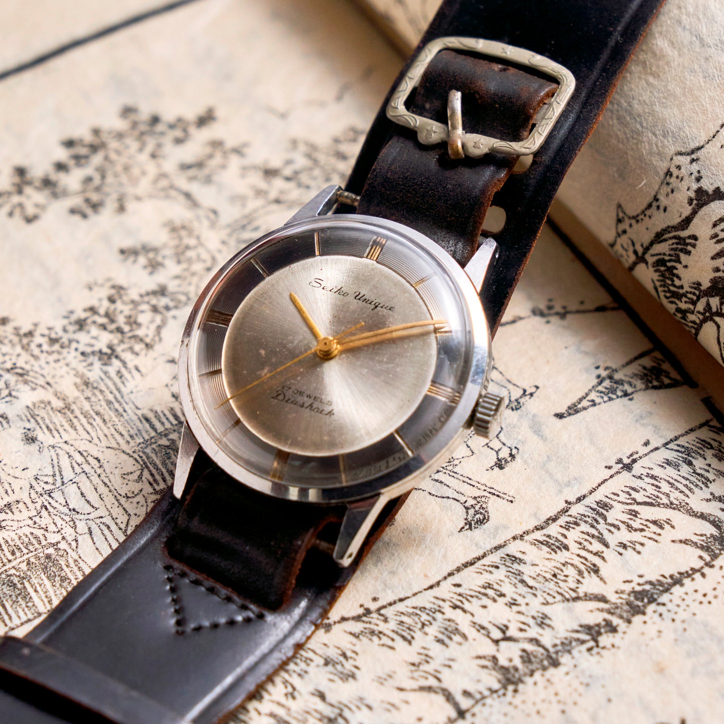 セイコー ユニーク ツートンダイヤル 手巻き Seiko Unique Two-tone Dial Manual Winding