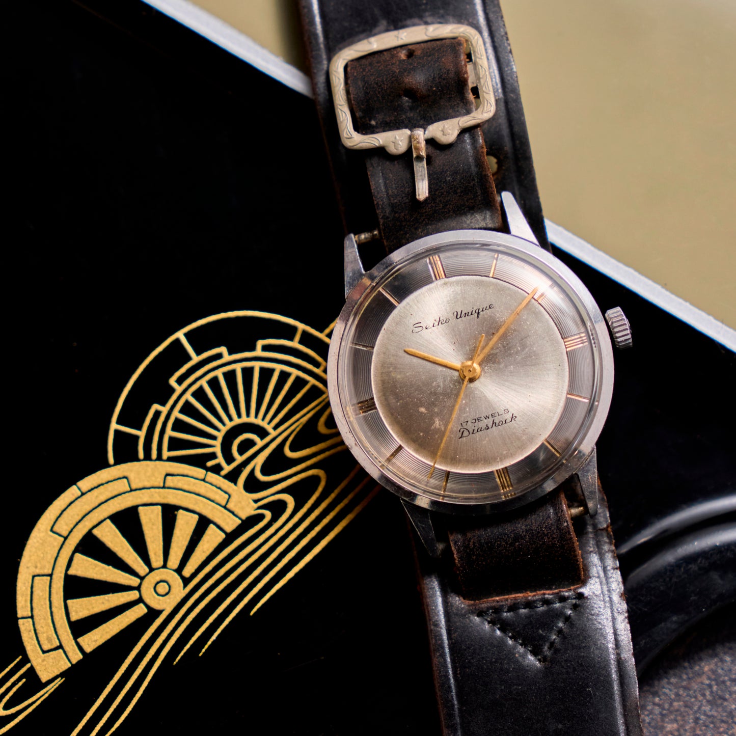 セイコー ユニーク ツートンダイヤル 手巻き Seiko Unique Two-tone Dial Manual Winding