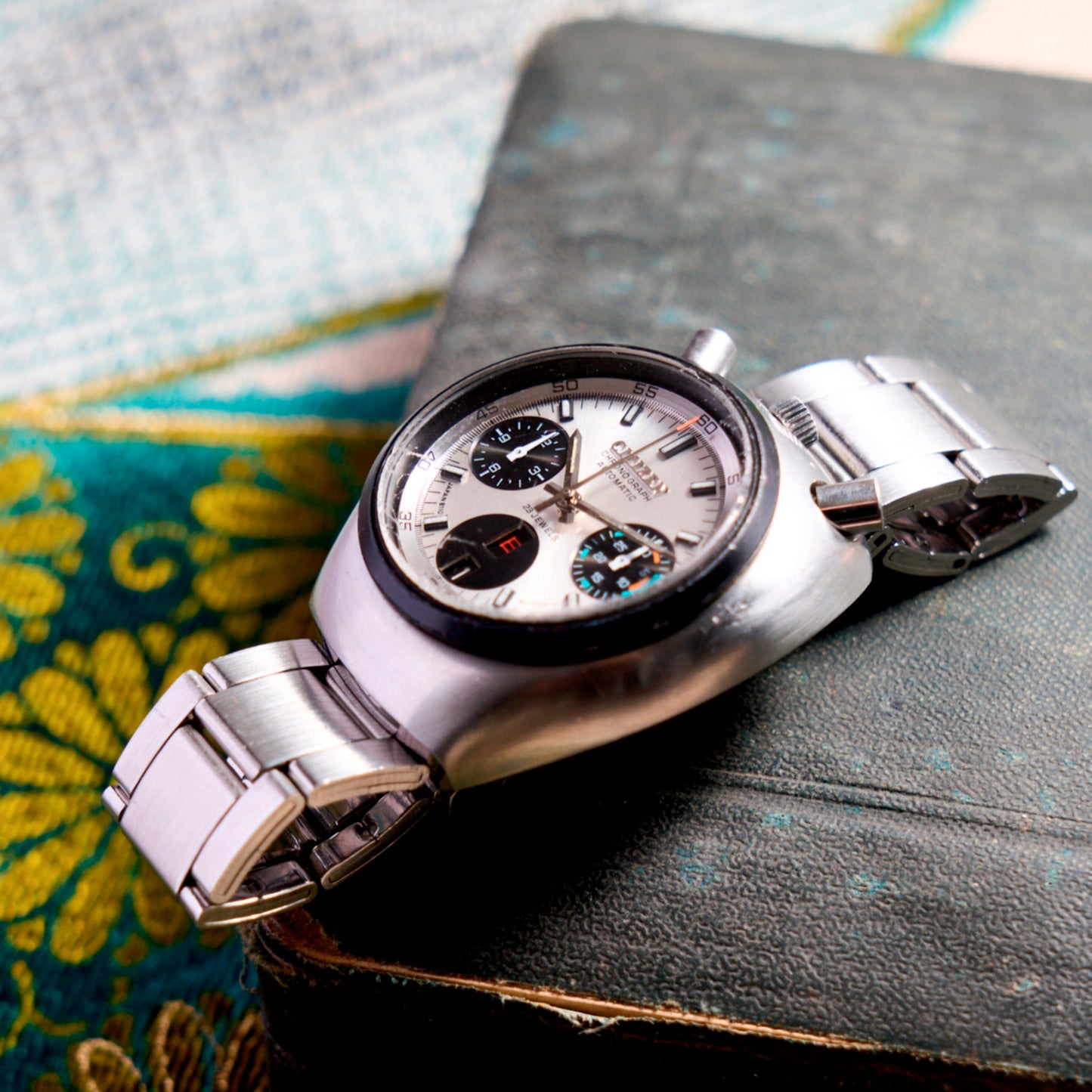 シチズン チャレンジタイマー クロノグラフ シルバーダイヤル Citizen Challenge Timer Chronograph Silver Dial