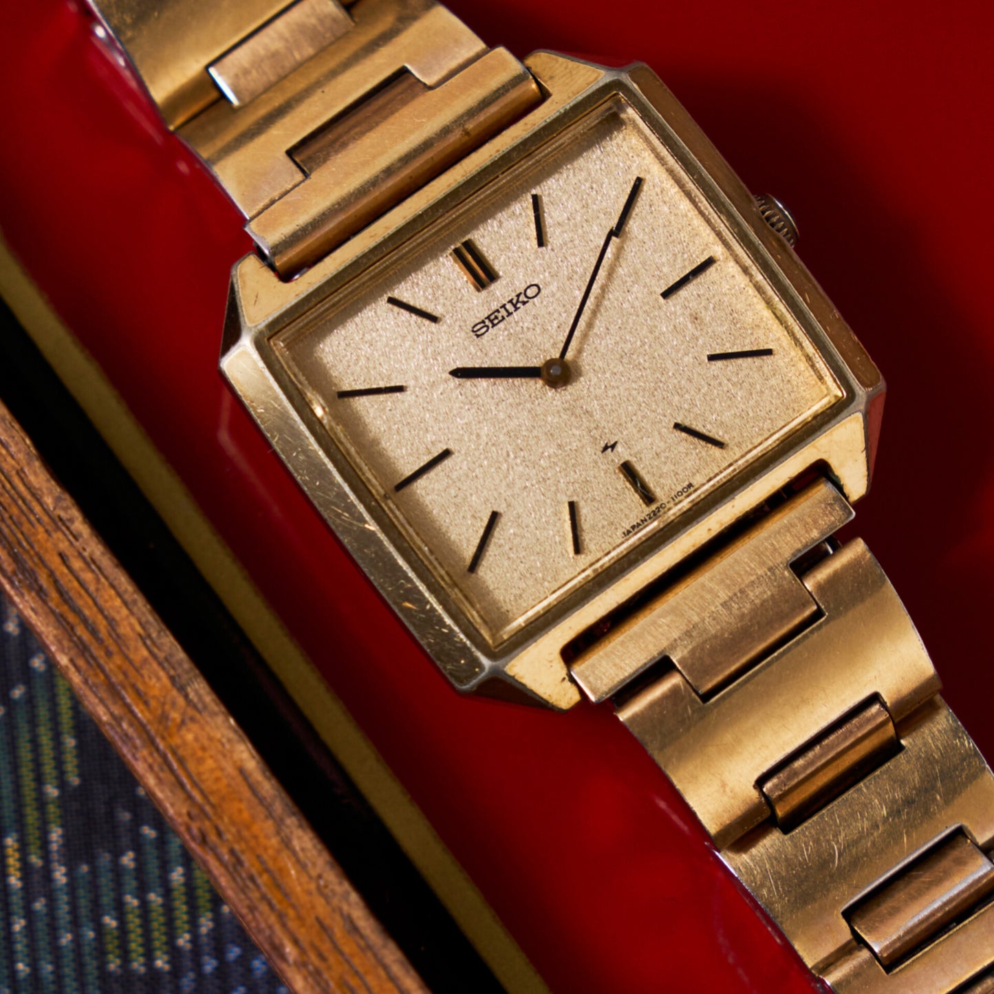 セイコーシャリオ ゴールドケース 手巻きハイビート Seiko Chariot Gold Case Hand-wound Hi-Beat