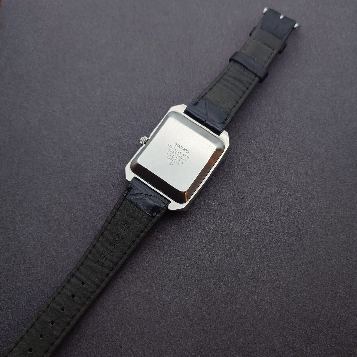 セイコークォーツV.F.A39SQC(フラッシュセコンド)SEIKO Quartz V.F.A. 39SQC (Flash Second)