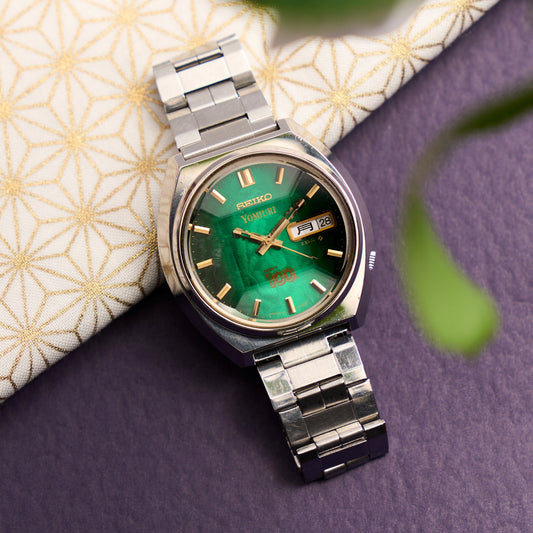 セイコー 5アクタスカットガラス読売100周年 自動巻き　Seiko 5 Actus "Yomiuri" Emerald Green Dial