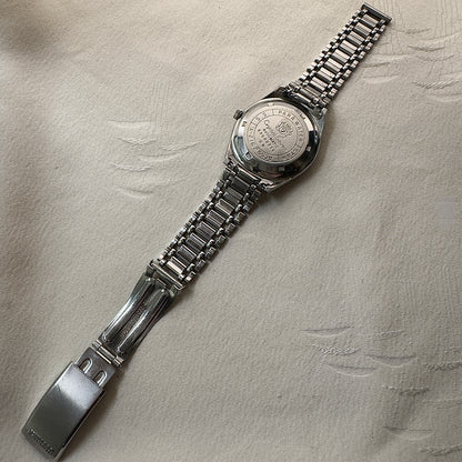 シチズン クリスタルセブン ブラックダイヤルアラビア数字 CITIZEN Crystal Seven Black Dial