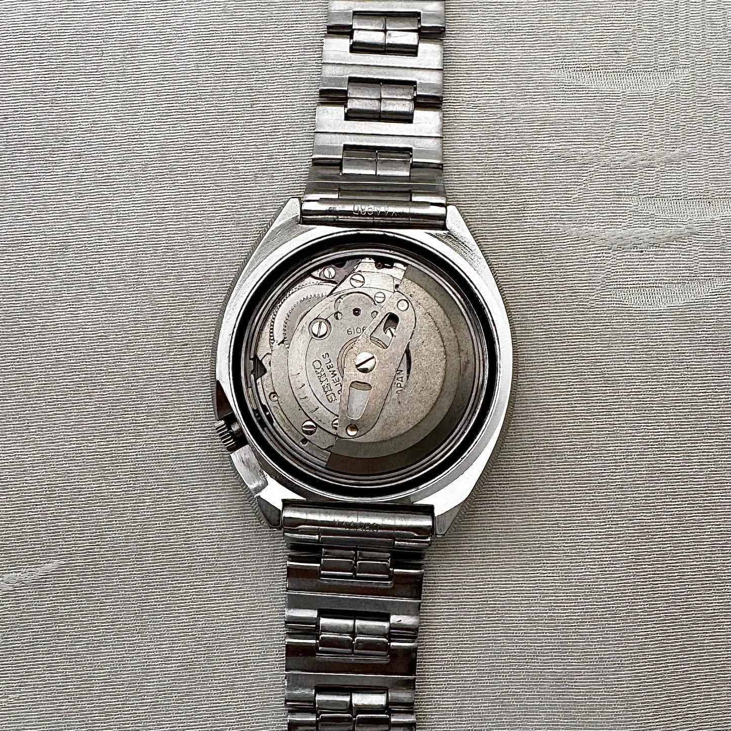 セイコー 5アクタスカットガラス読売100周年 自動巻き　Seiko 5 Actus "Yomiuri" Emerald Green Dial