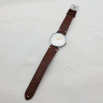 セイコー スーパー 赤機械　手巻き　アイボリー文字盤　ゴールドインデックス　Seiko Super Hand-wound Ivory dial Gold index