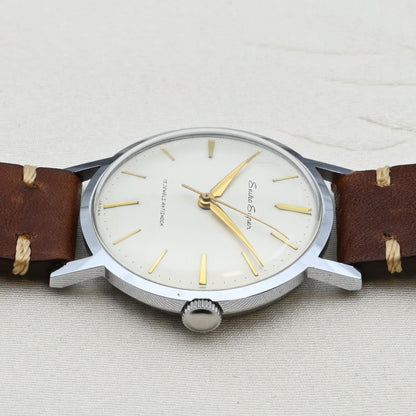 セイコー スーパー 赤機械　手巻き　アイボリー文字盤　ゴールドインデックス　Seiko Super Hand-wound Ivory dial Gold index