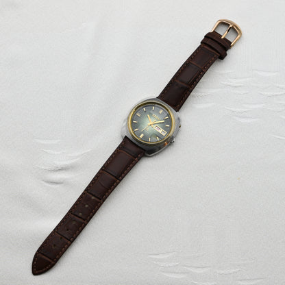 オリエントクロノエース　9面カットガラス　グリーンサンバーストダイヤル　Orient Chrono Ace 9-faceted glass Green sunburst dial