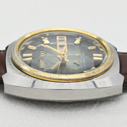 オリエントクロノエース　9面カットガラス　グリーンサンバーストダイヤル　Orient Chrono Ace 9-faceted glass Green sunburst dial