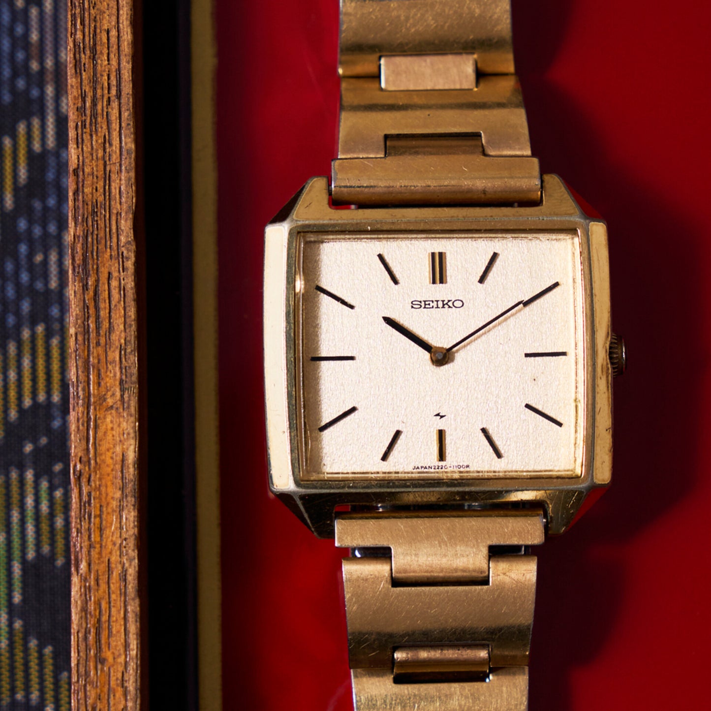 セイコーシャリオ　ゴールドケース　手巻きハイビート　Seiko Chariot Gold Case Hand-wound Hi-Beat
