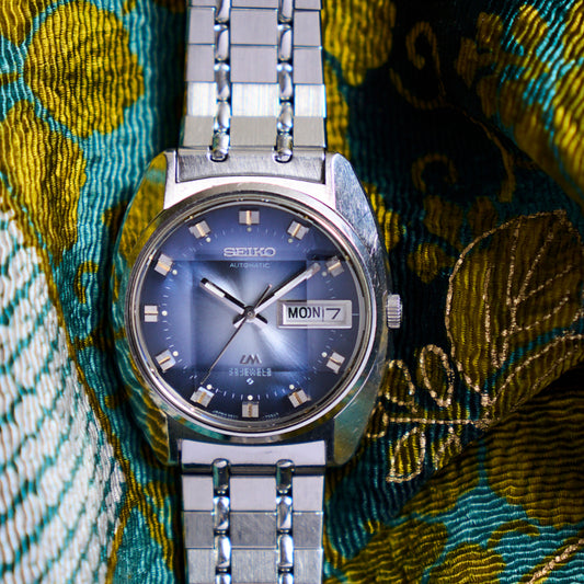セイコーロードマチック9面カットガラスブルーダイヤル　Seiko Loadmatic 9-faceted glass blue dial
