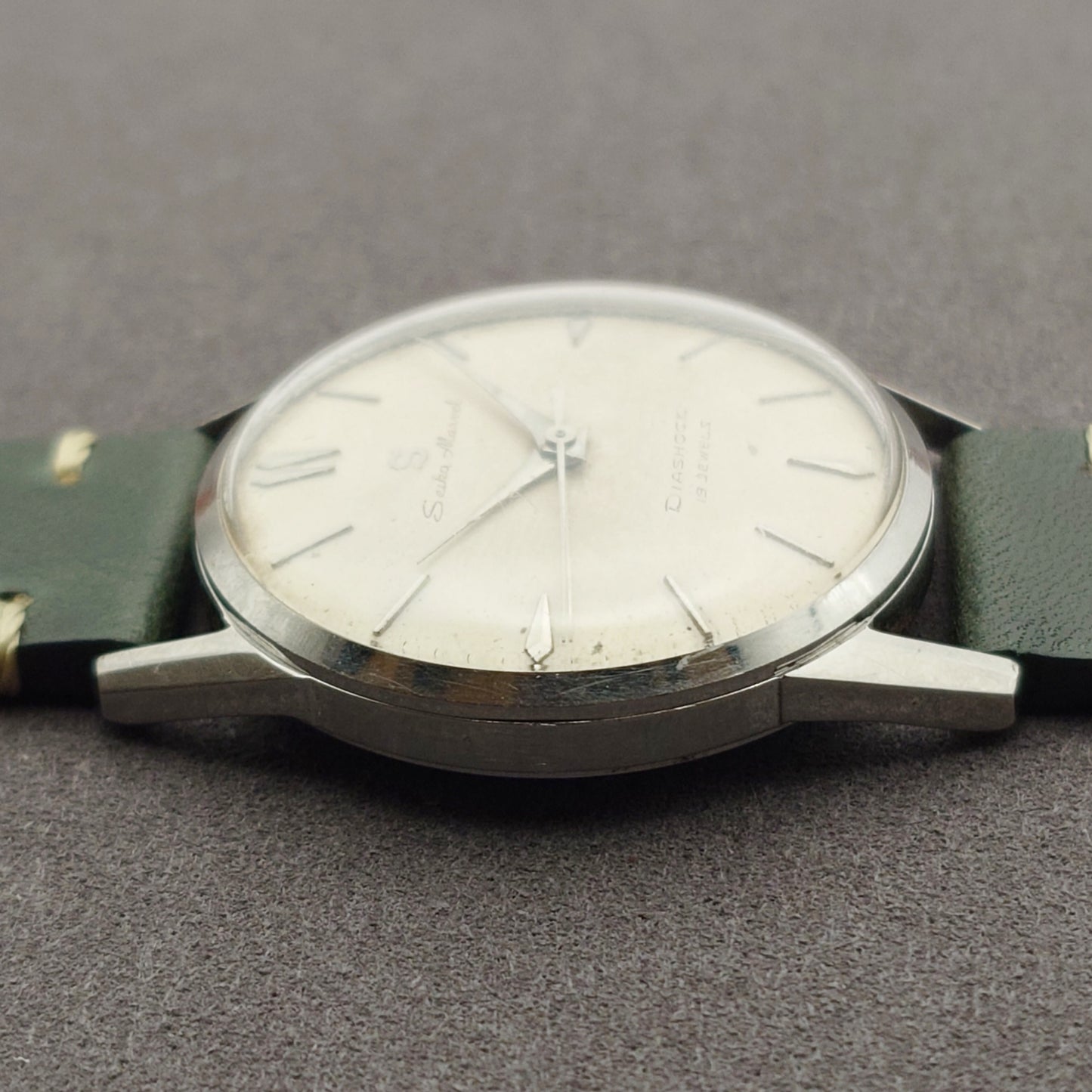 セイコーマーベル 1958年 赤機械 19石　Seiko Marvel 1958 Red Movement, 19 Jewels