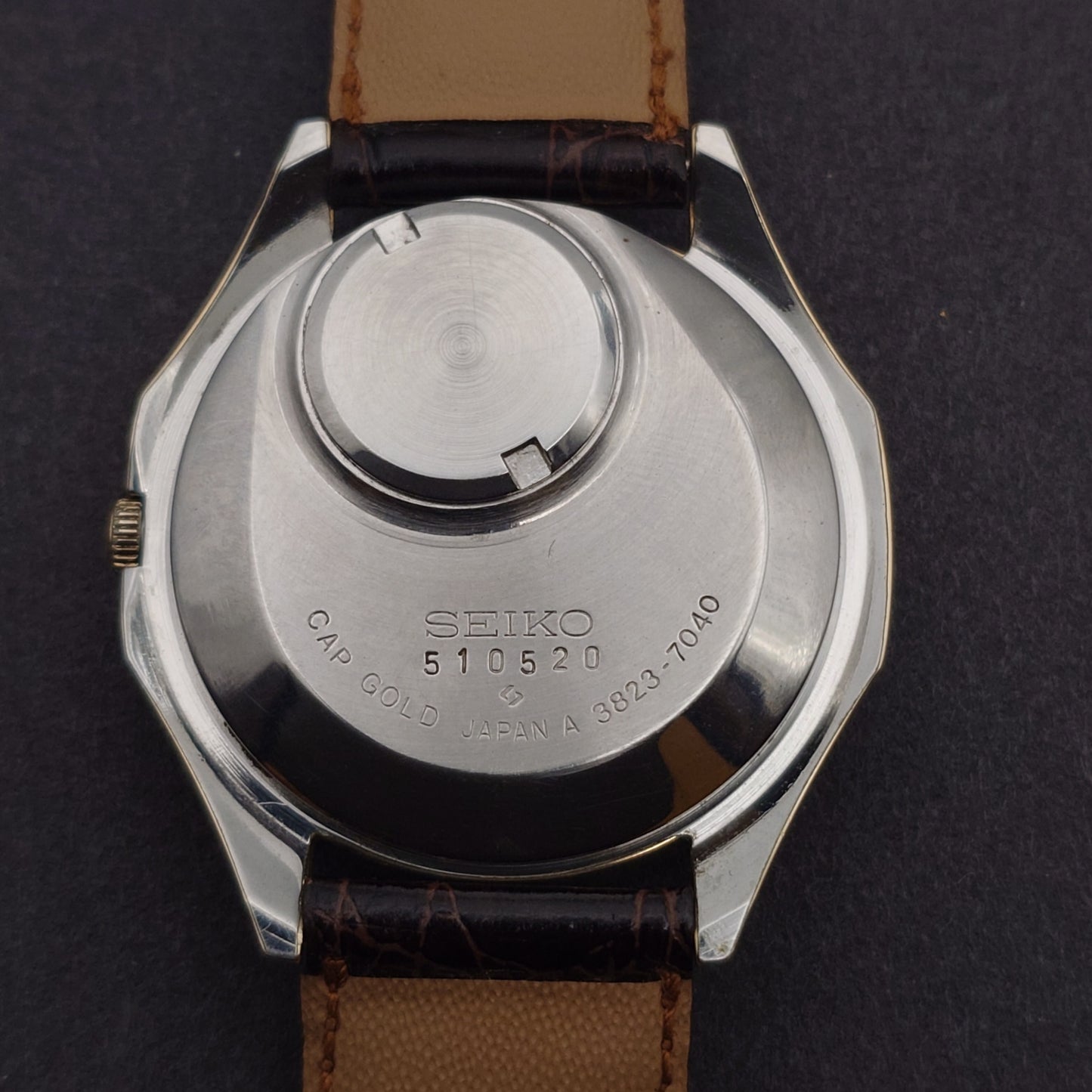 SEIKOクォーツV.F.A　SEIKO Quartz V.F.A.