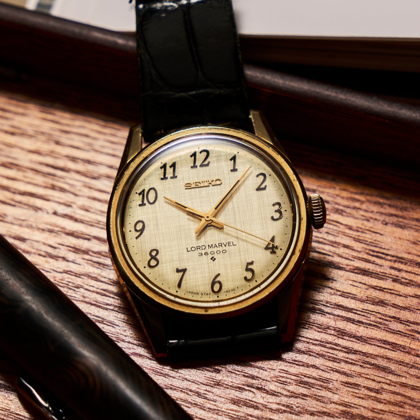 ロードマーベル 1976年製 ハイビートムーヴ ゴールド文字盤　Lord Marvel High Beat Movement Gold Dial