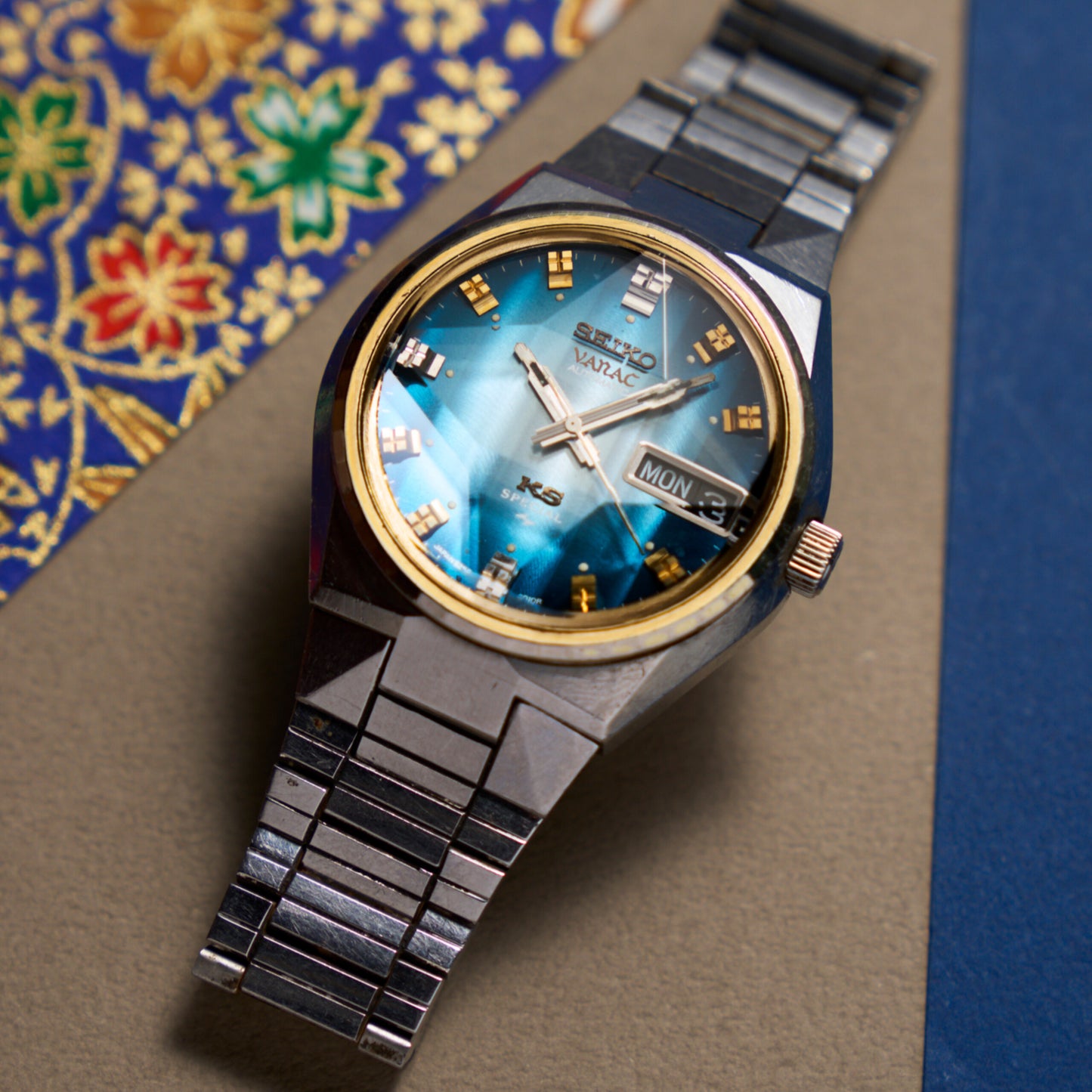 キングセイコースペシャル VANAC　星型カットガラスブルーグラデーションダイヤルKing Seiko Special VANAC Star-Cut Crystal, Blue Gradient Dial